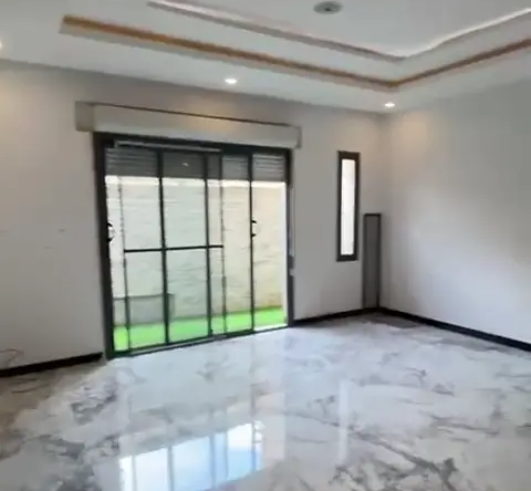 %titre du post%%titre du site%