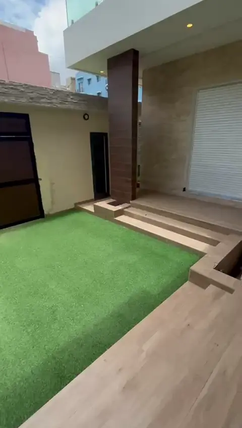 %titre du post%%titre du site%