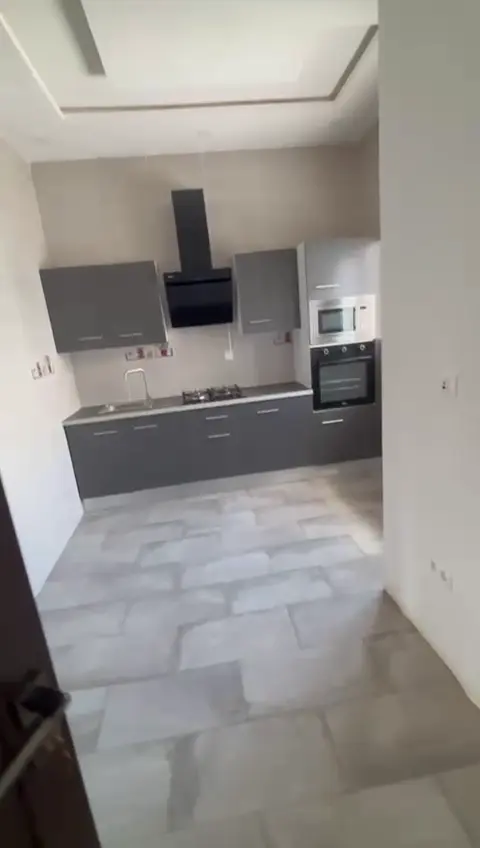 %titre du post%%titre du site%